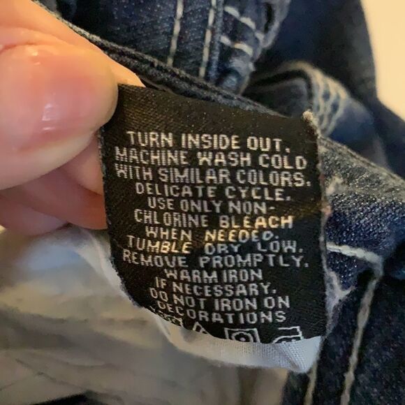 WALLFLOWER jeans size 7 two front buttons low rise crocheted embellished - Picture 10 of 14